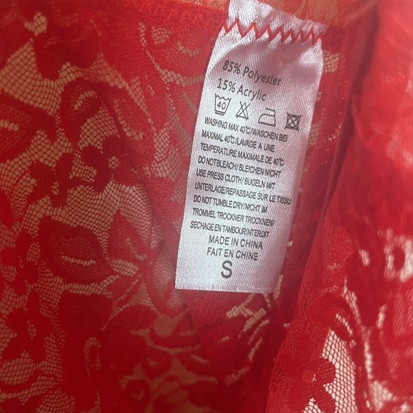 NEW! RED LINGERIE CORSET WITH RIBBONS SIZE SMALL - Picture 8 of 9